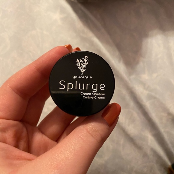 Younique Other - Younique cream shadow in treasured!!!!